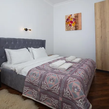 Friends House- сучасні в центрі львова 利沃夫