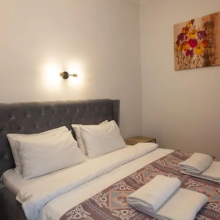 Apartman Friends House- сучасні в центрі львова