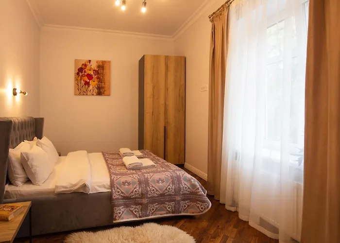 Apartament Friends House- сучасні в центрі львова