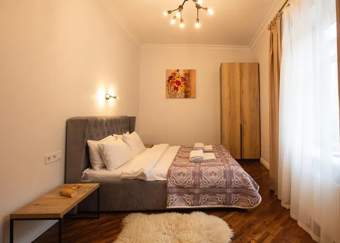 Apartament Friends House- сучасні в центрі львова